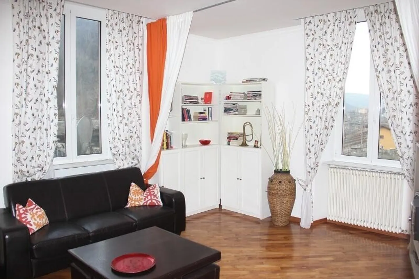 2 1/2-Zimmer-Wohnung oberstes Geschoss 200 von CH-Grenze - Foto 2 von 8
