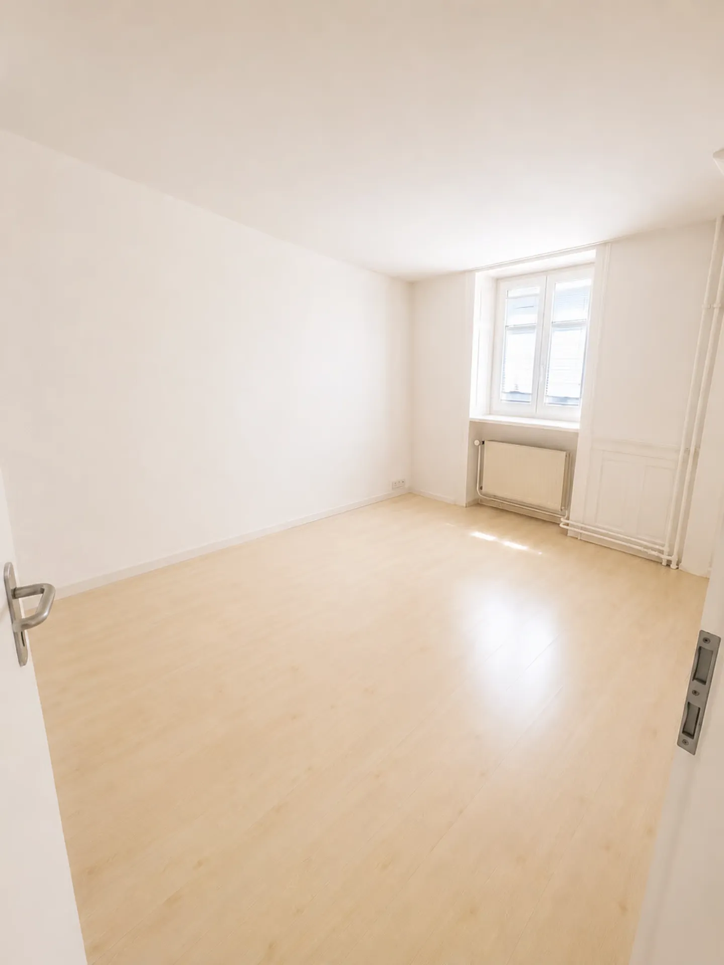 1 Büroetage an Toplage – 83.55 m2 – befristet bis 31.05.2027 - Foto 7 di 9