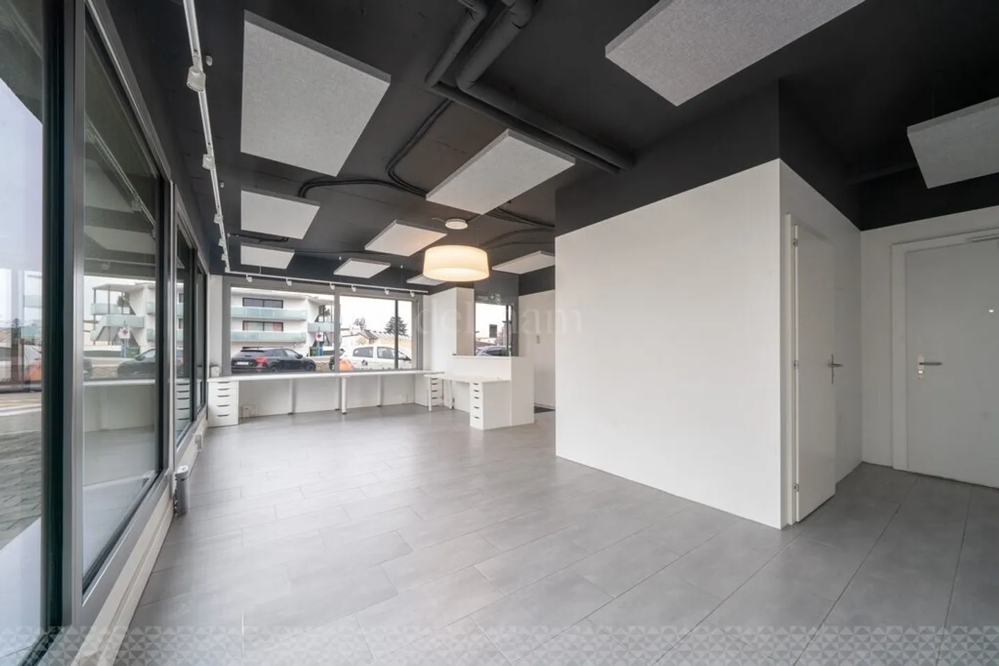 Geräumige Gewerbefläche im Erdgeschoss von 127m2 - Foto 9 von 12