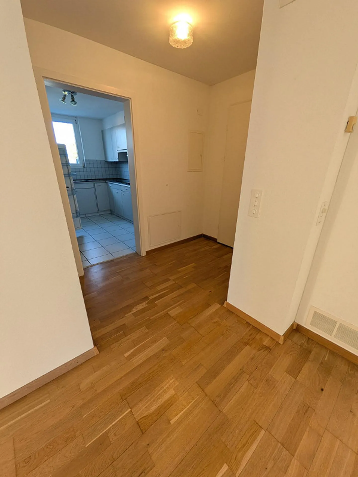 Charmante Familienwohnung mit Balkon - Foto 3 von 13
