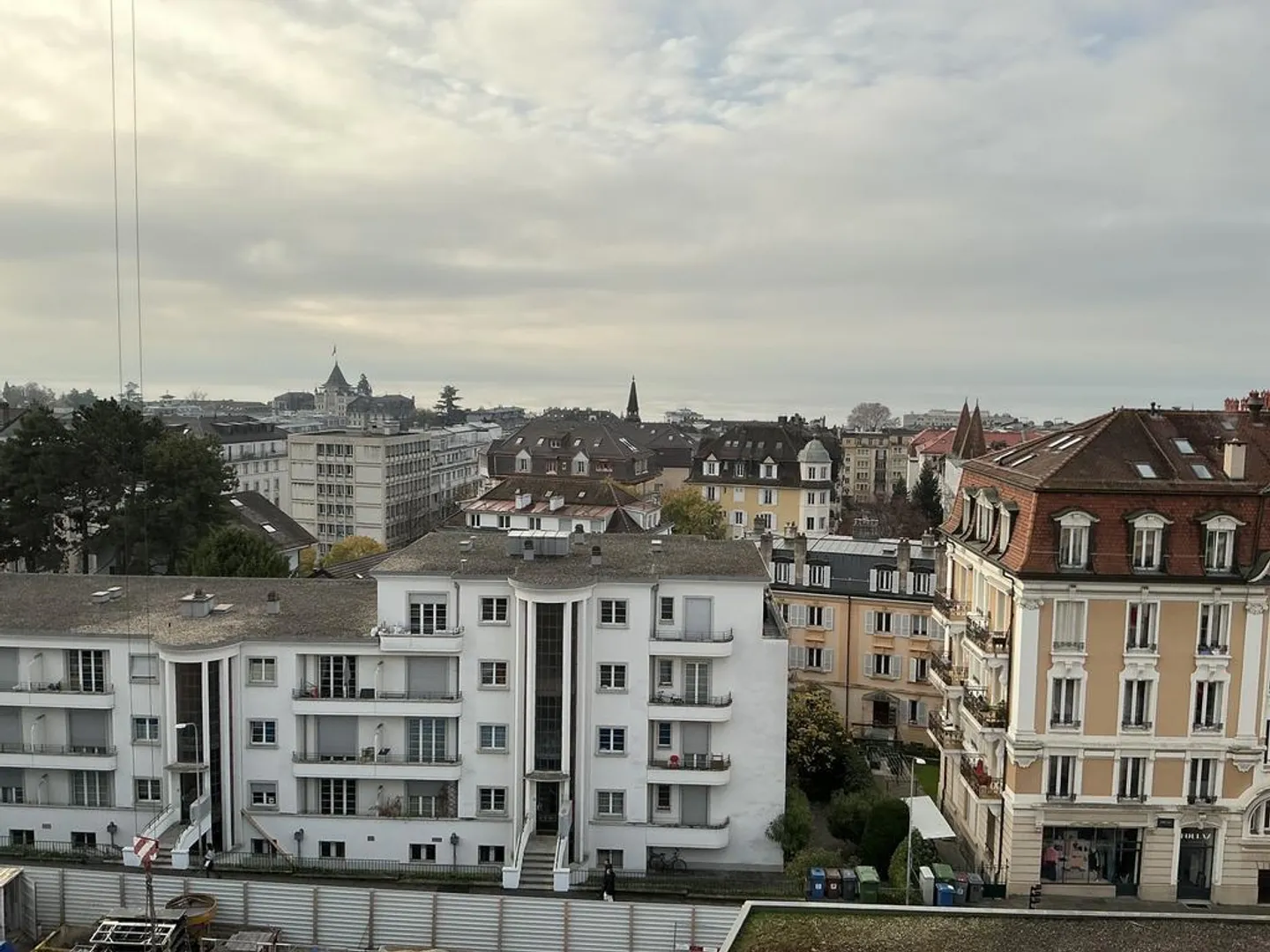 Studio unter dem Bahnhof, 2021 renoviert mit Blick auf den See - Foto 6 von 8