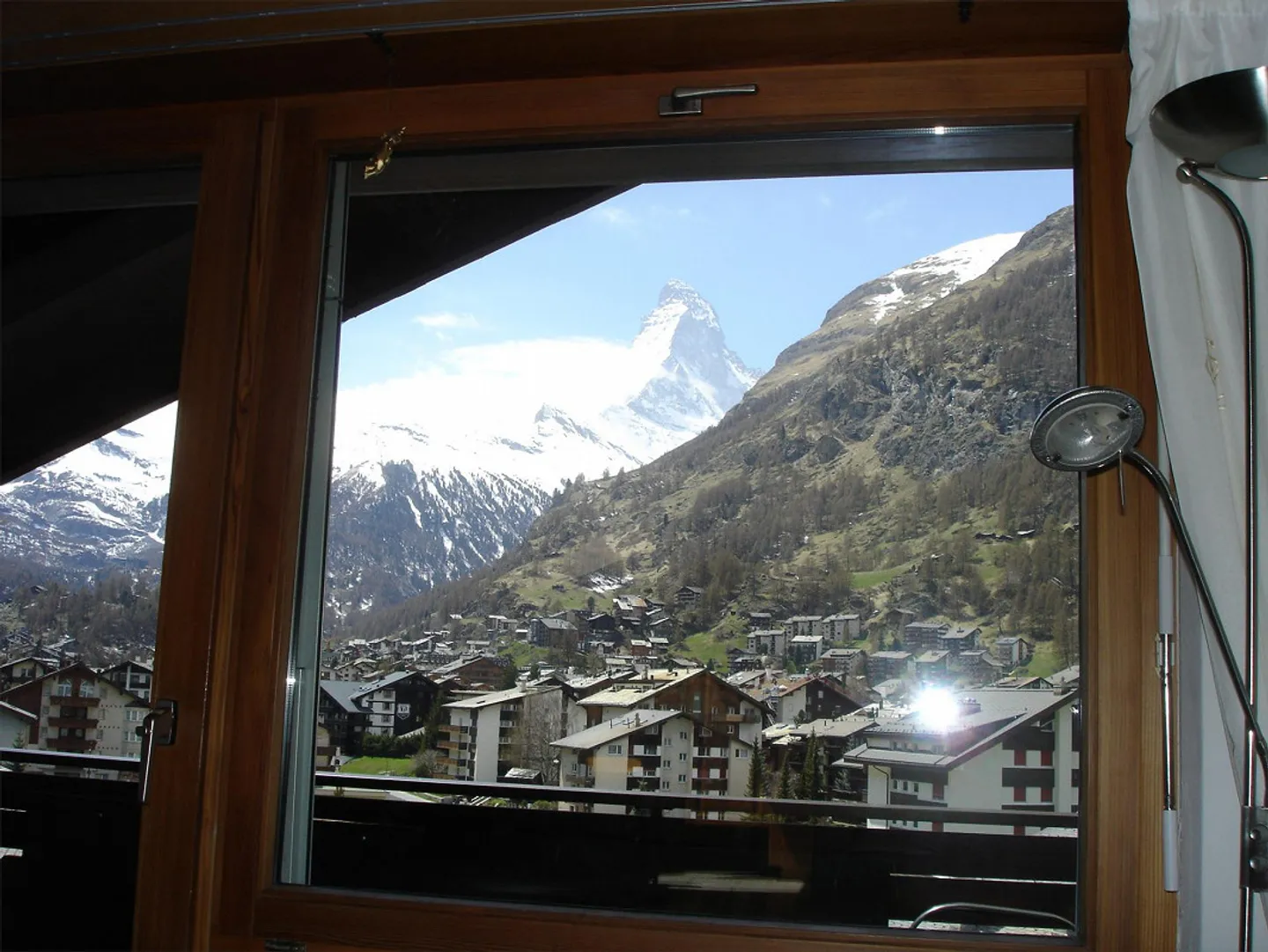 Luminoso e accogliente appartamento mansardato di 3,5 locali in affitto - Foto 1 di 8