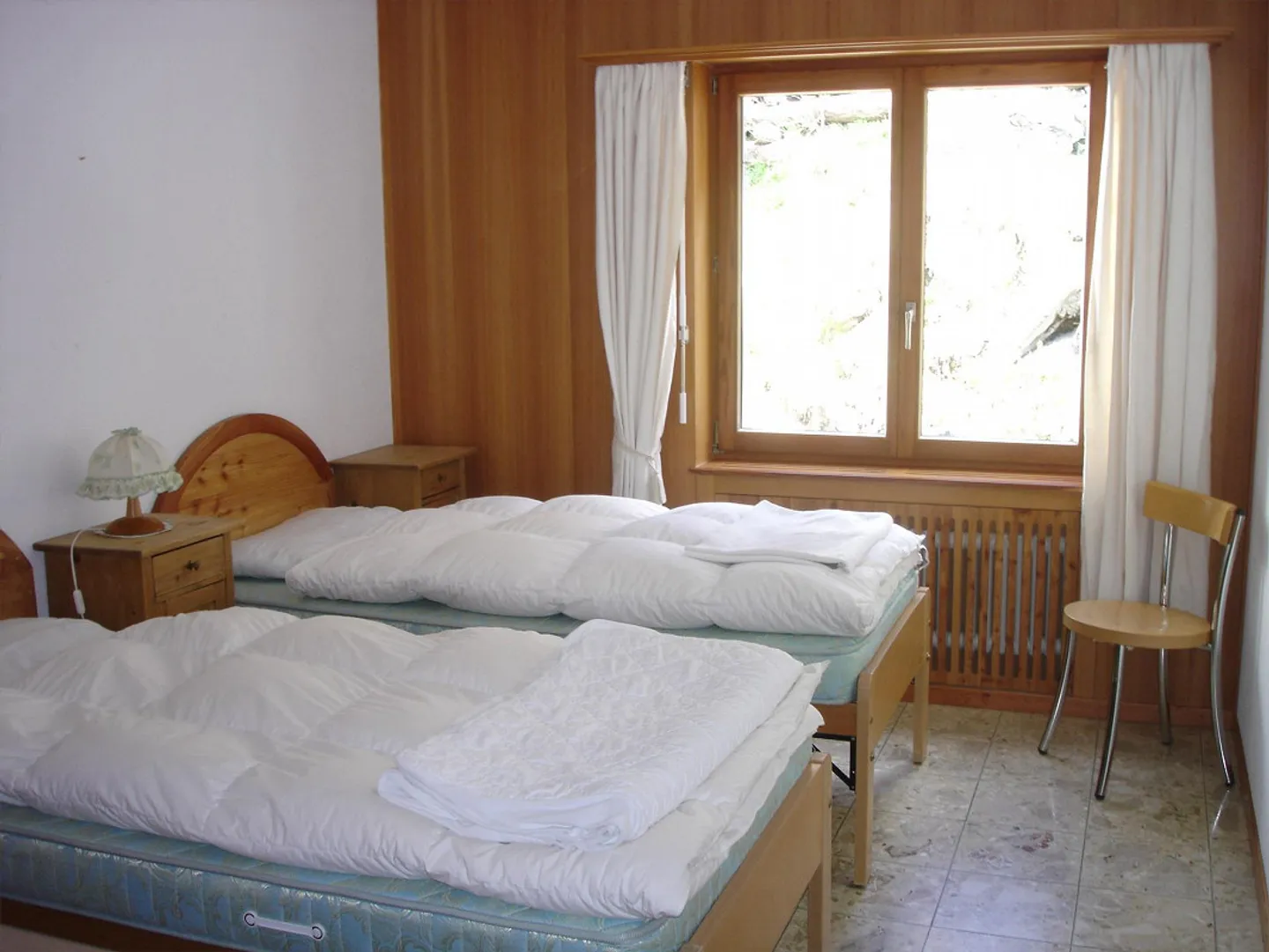 Luminoso e accogliente appartamento mansardato di 3,5 locali in affitto - Foto 6 di 8