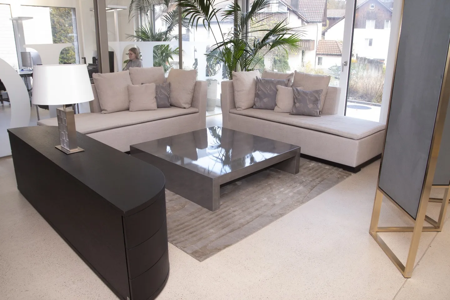 A Room of Perspectives: approx. 320 m2 for Your Business Idea - Photo 3 of 23