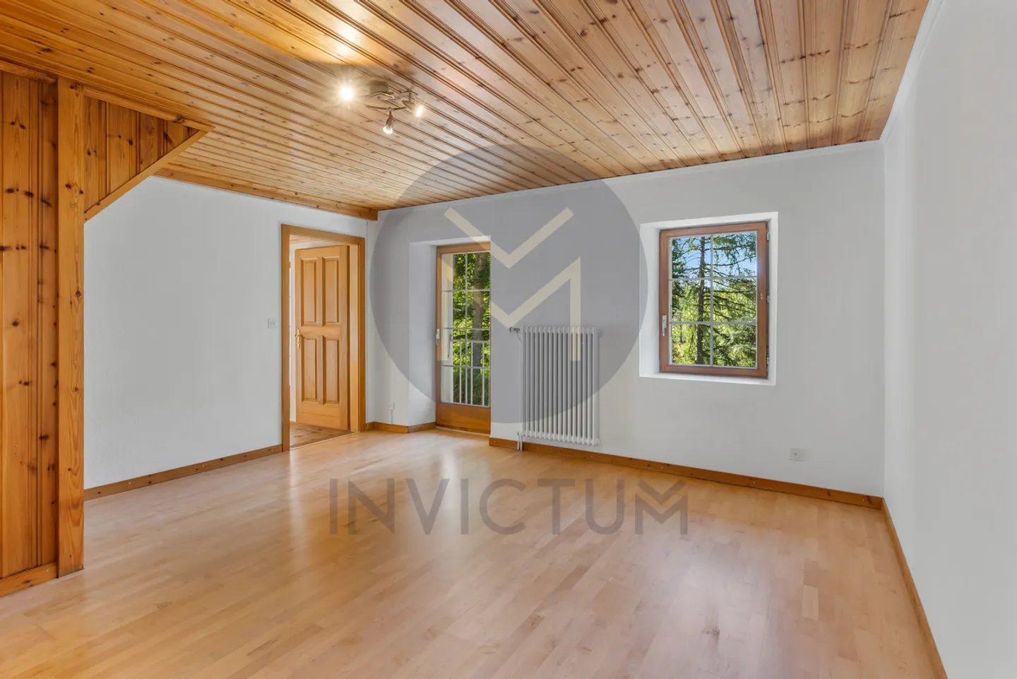 Geräumiges 9,5-Zimmer-Einfamilienhaus mit zwei Wohnungen in Les Avants. - Foto 14 von 26