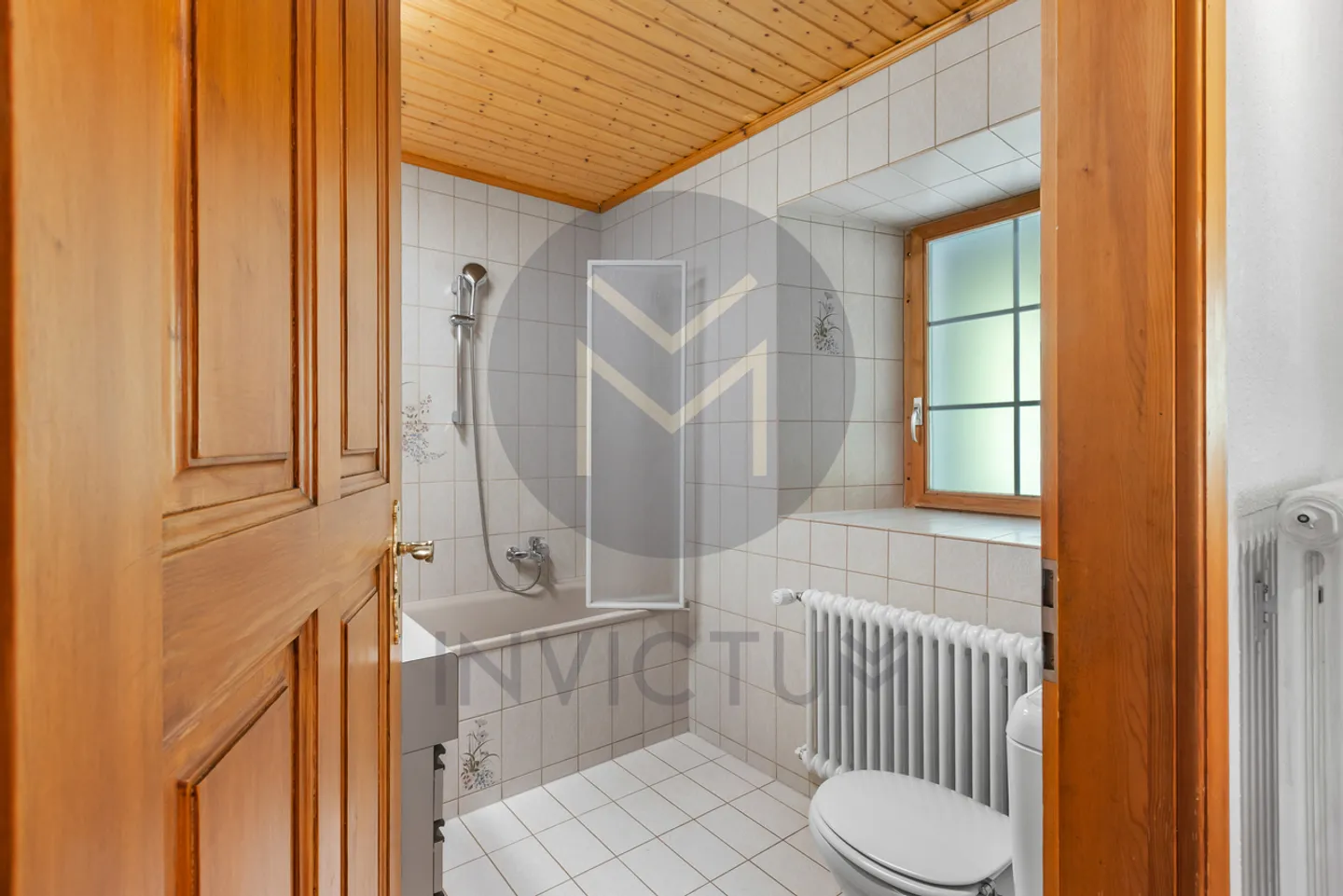 Geräumiges 9,5-Zimmer-Einfamilienhaus mit zwei Wohnungen in Les Avants. - Foto 15 von 26