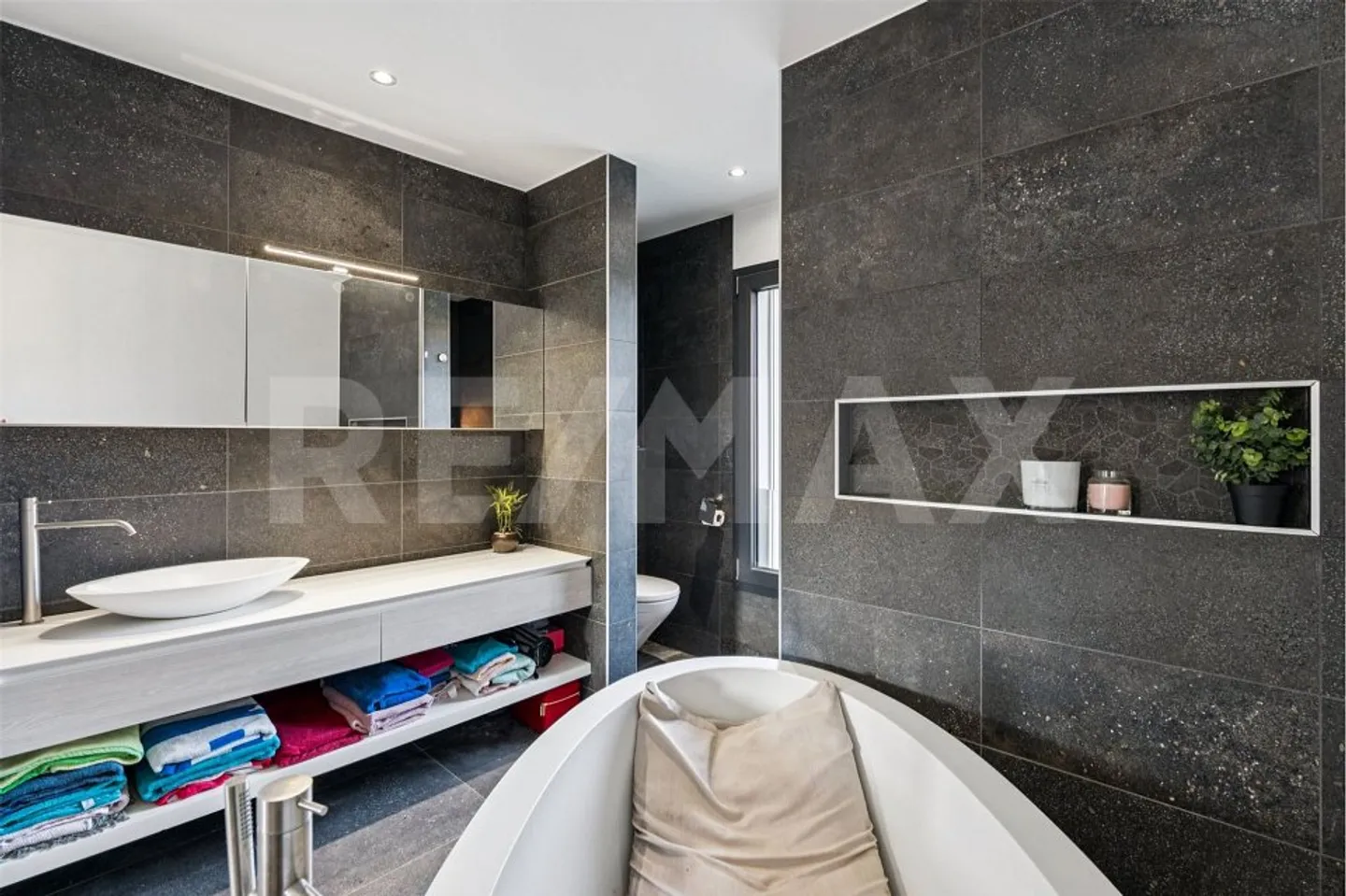 Wunderschöne 4,5-Zimmer-Wohnung in Orsonnens (FR) mit freiem Blick - Foto 10 von 13