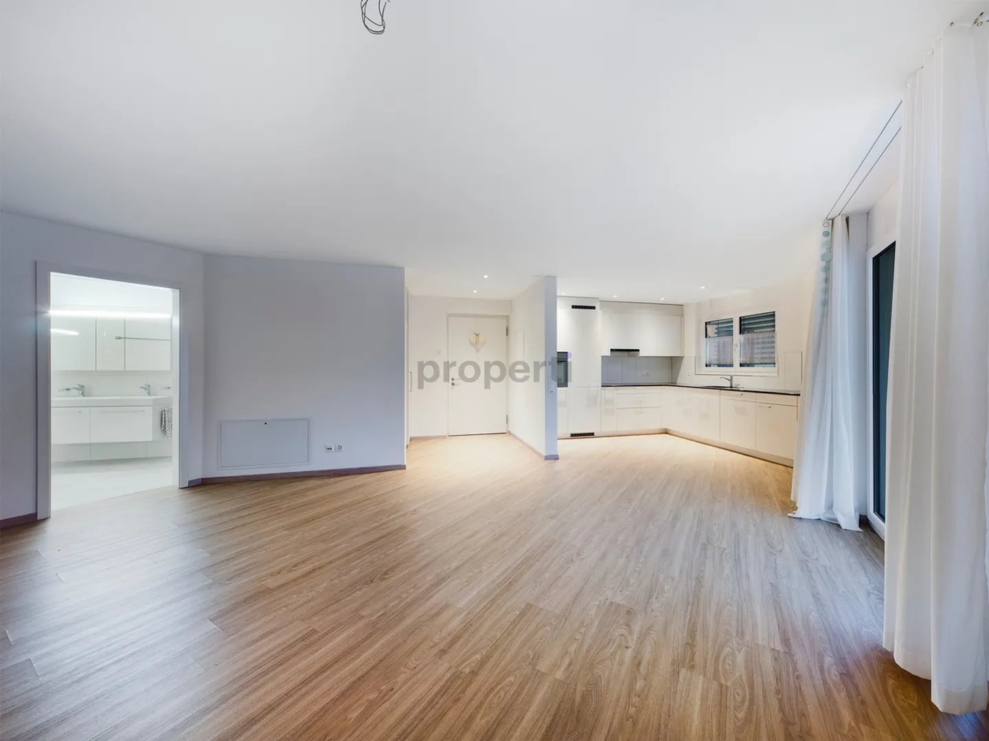 Moderne 3.5-Zimmer Terrassenwohnung in Wigoltingen - Foto 1 von 9