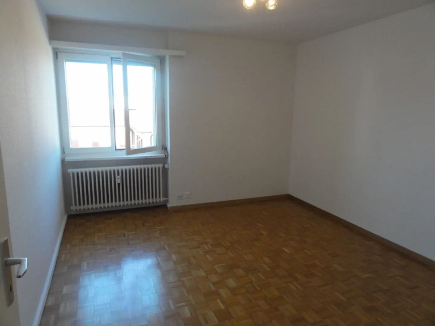 Wohnen im Herzen von Kloten! - Foto 2 von 3