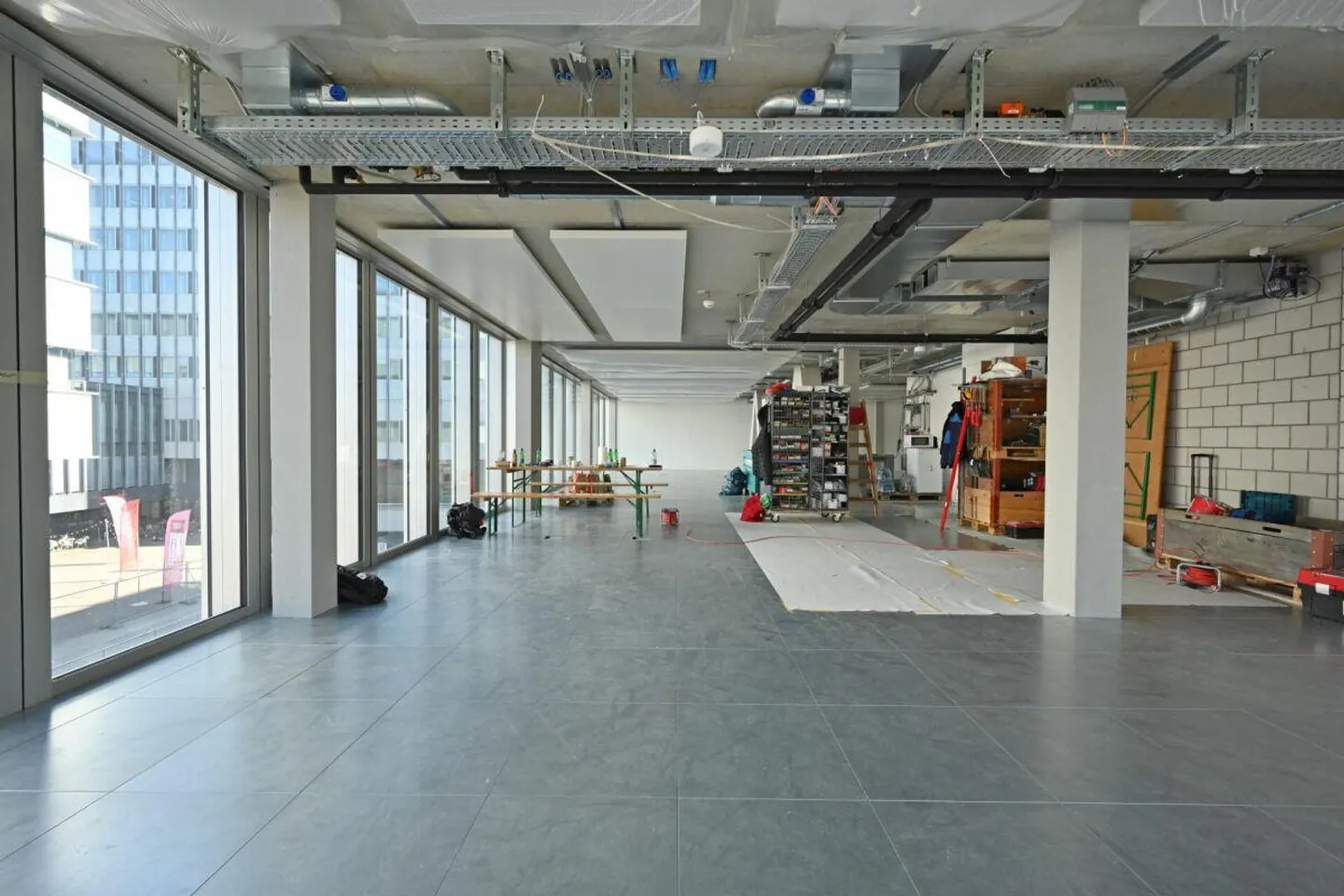 Your representative business location in the new train station building at Bubenbergplatz - Photo 5 of 8