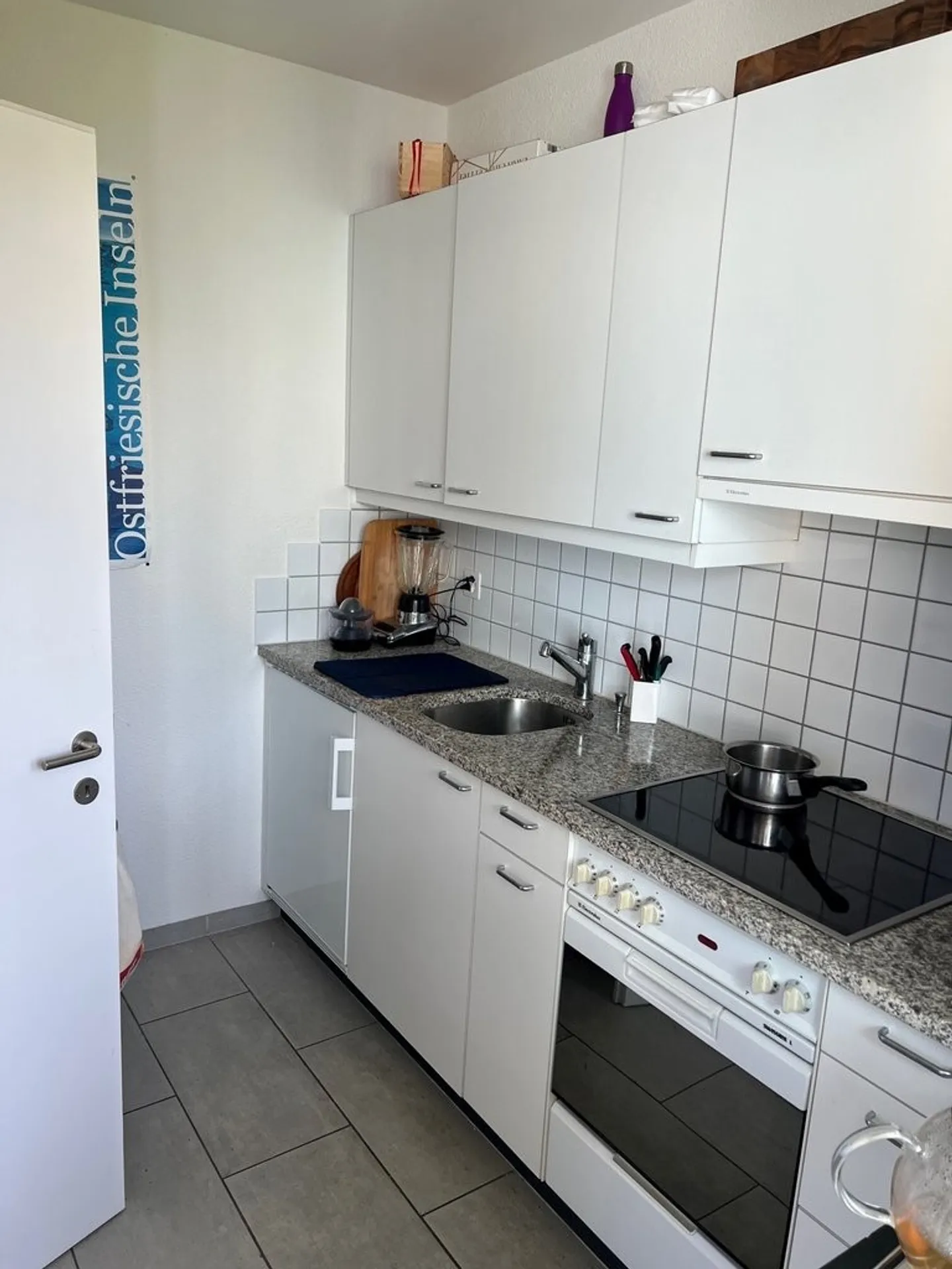 Design Your Own Four Walls - Photo 2 of 3