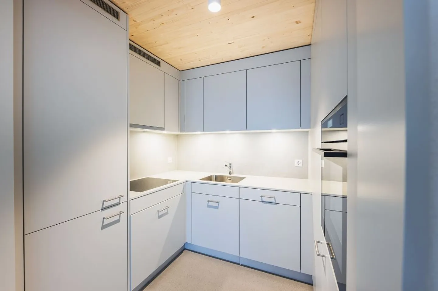Moderne 2.5-Zimmerwohnung in Knonau - Foto 2 von 8