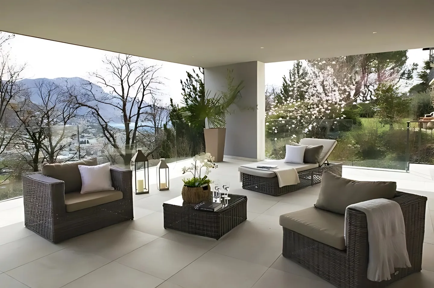 Appartamento spazioso con terrazza - Foto 11 di 15
