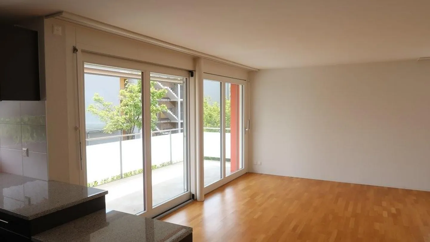 3.5-room penthouse apartment near Gurten - modern & sunny! - Photo 4 of 9
