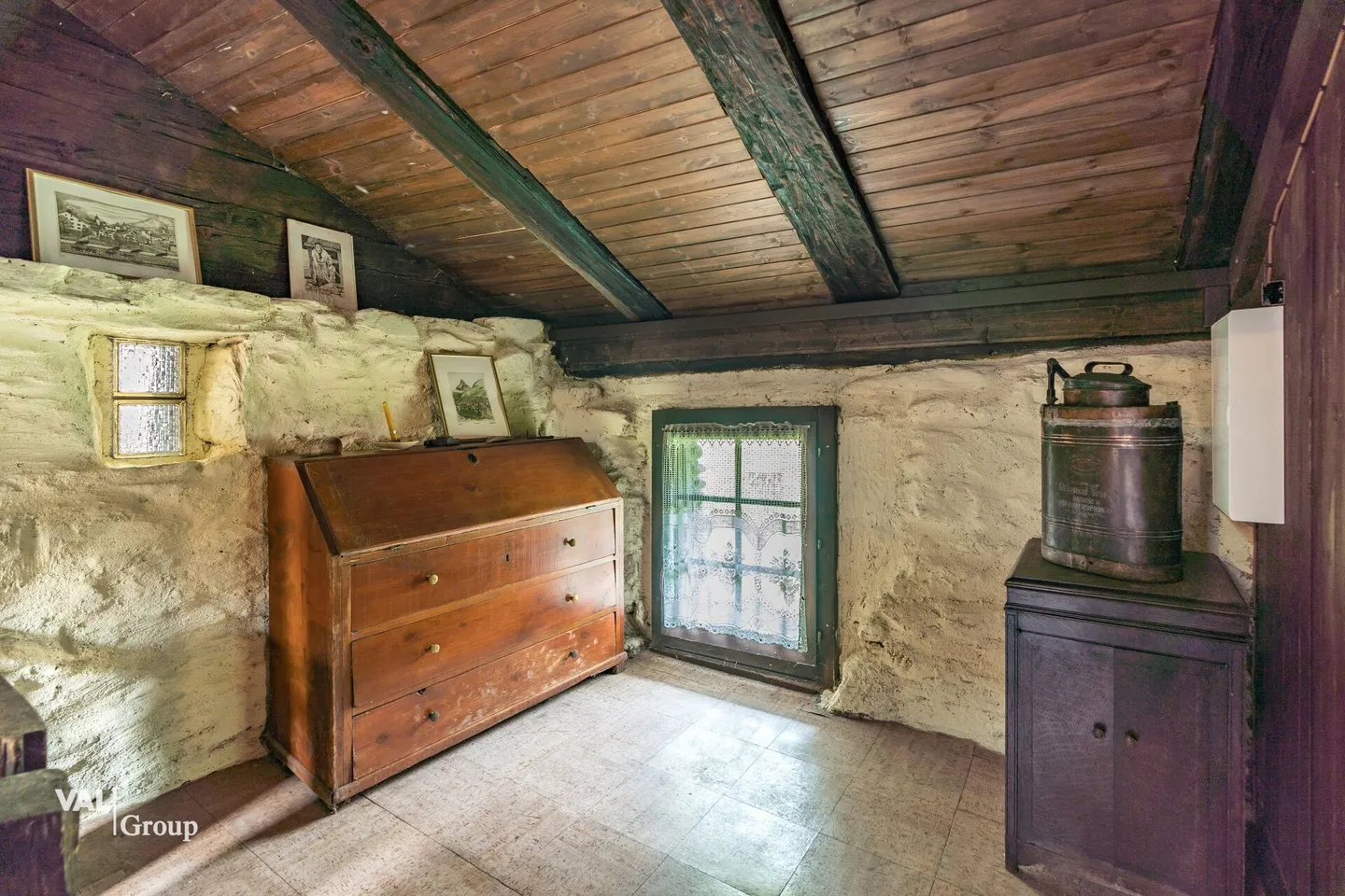 Lover's Object - A Piece of History in the Heart of the Valais Nature - Photo 15 of 27