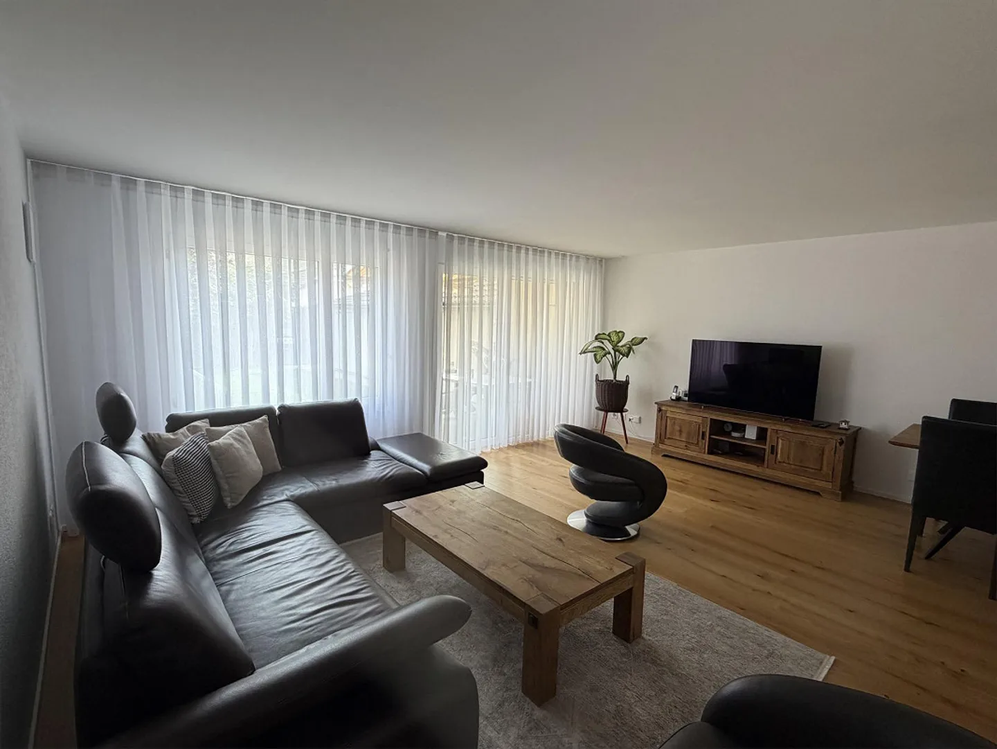 House in a quiet and child-friendly environment - Photo 3 of 9