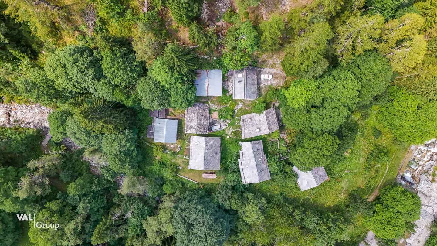 Lover's Object - A Piece of History in the Heart of the Valais Nature - Photo 20 of 27