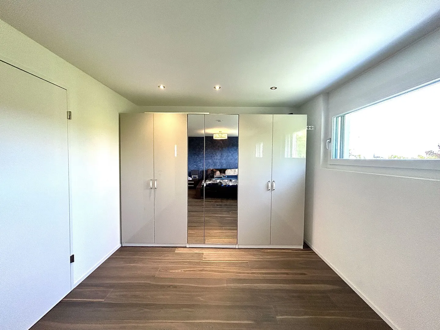 Dreamlike 6.5 Room Apartment with Whirlpool! - Photo 8 of 21