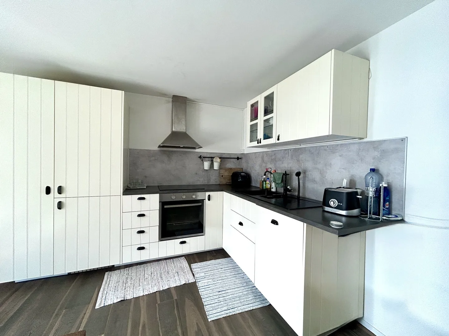 Dreamlike 6.5 Room Apartment with Whirlpool! - Photo 13 of 21