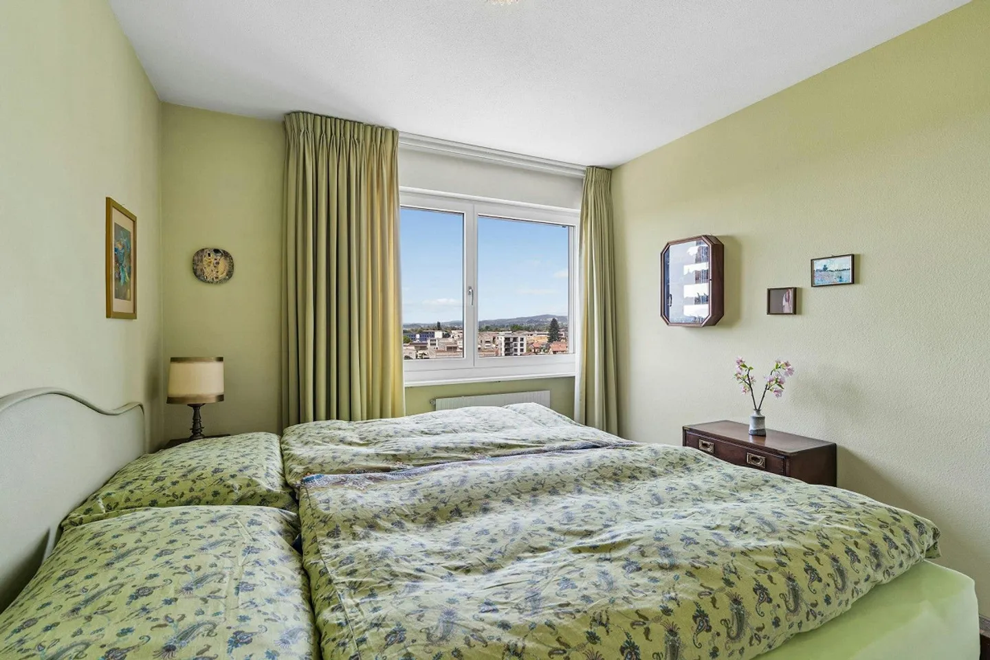 Au-dessus des toits de Wetzikon - Appartement 3½ pièces avec vue dégagée - Photo 10 sur 12