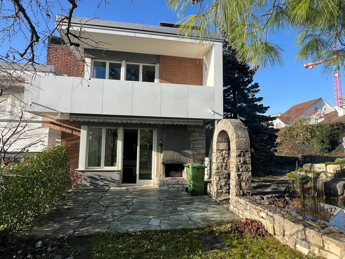 Ottima casa a schiera angolare in un quartiere popolare - Foto 4 di 14