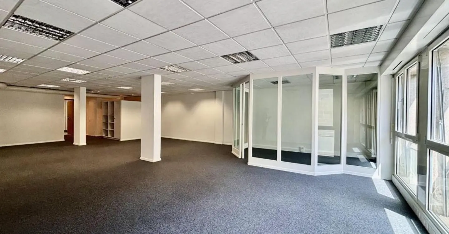 Elegant Office Space in Lausanne - Photo 2 of 6