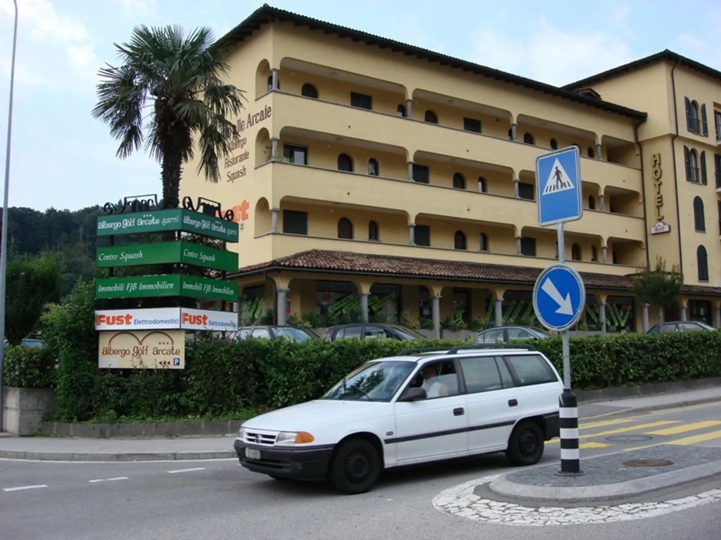 Commercial à vendre, via Locarno 58, à Losone, Suisse - Photo 4 sur 7