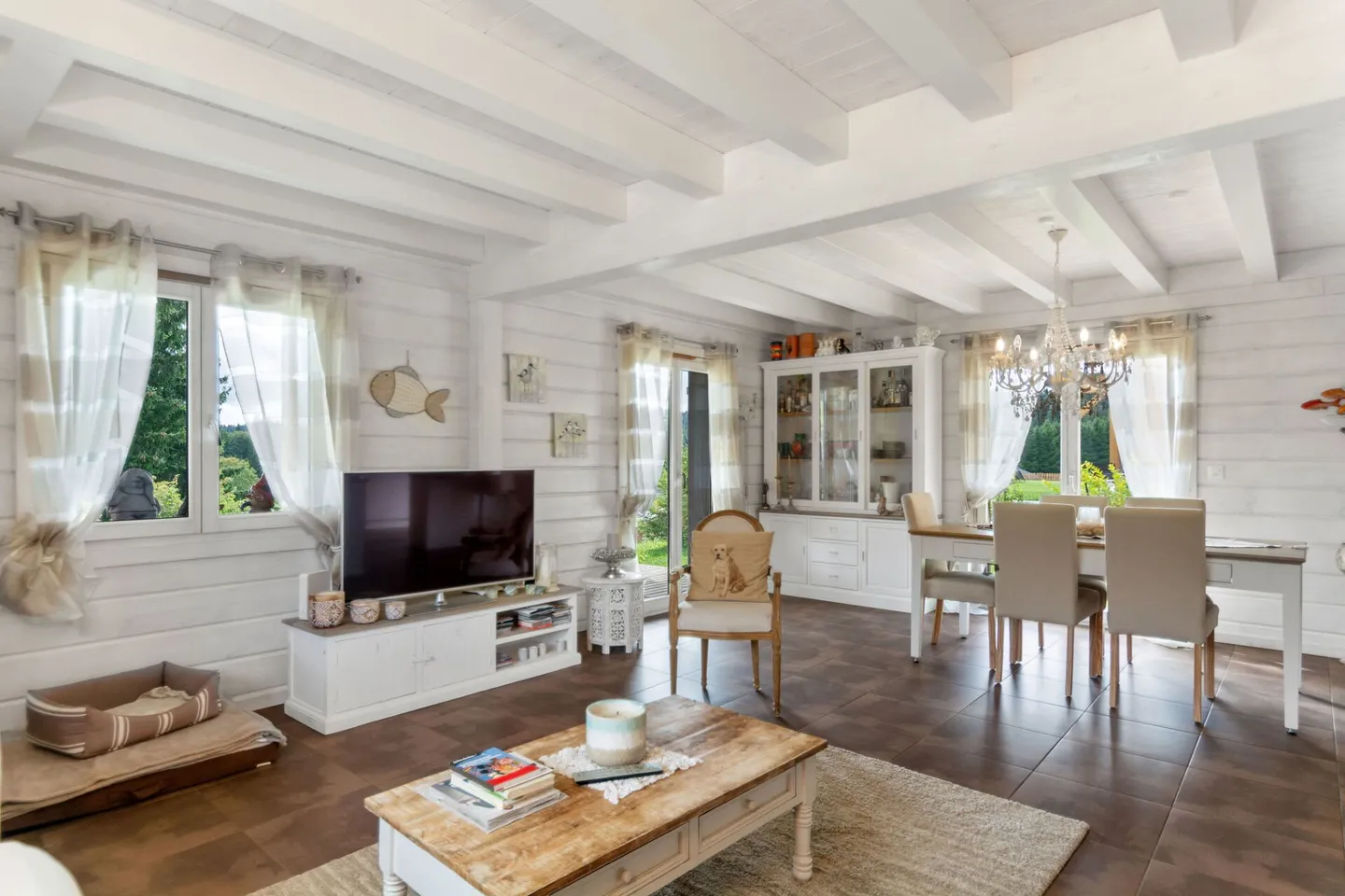 Les Savagnières, magnificent 4.5-room chalet - Photo 8 of 16