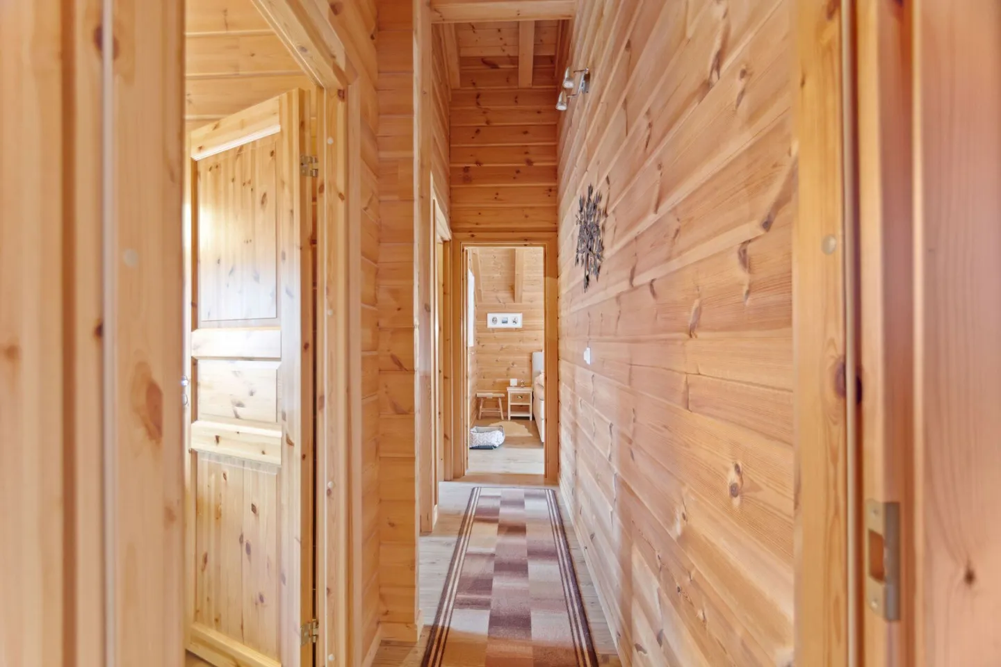 Les Savagnières, magnificent 4.5-room chalet - Photo 13 of 16