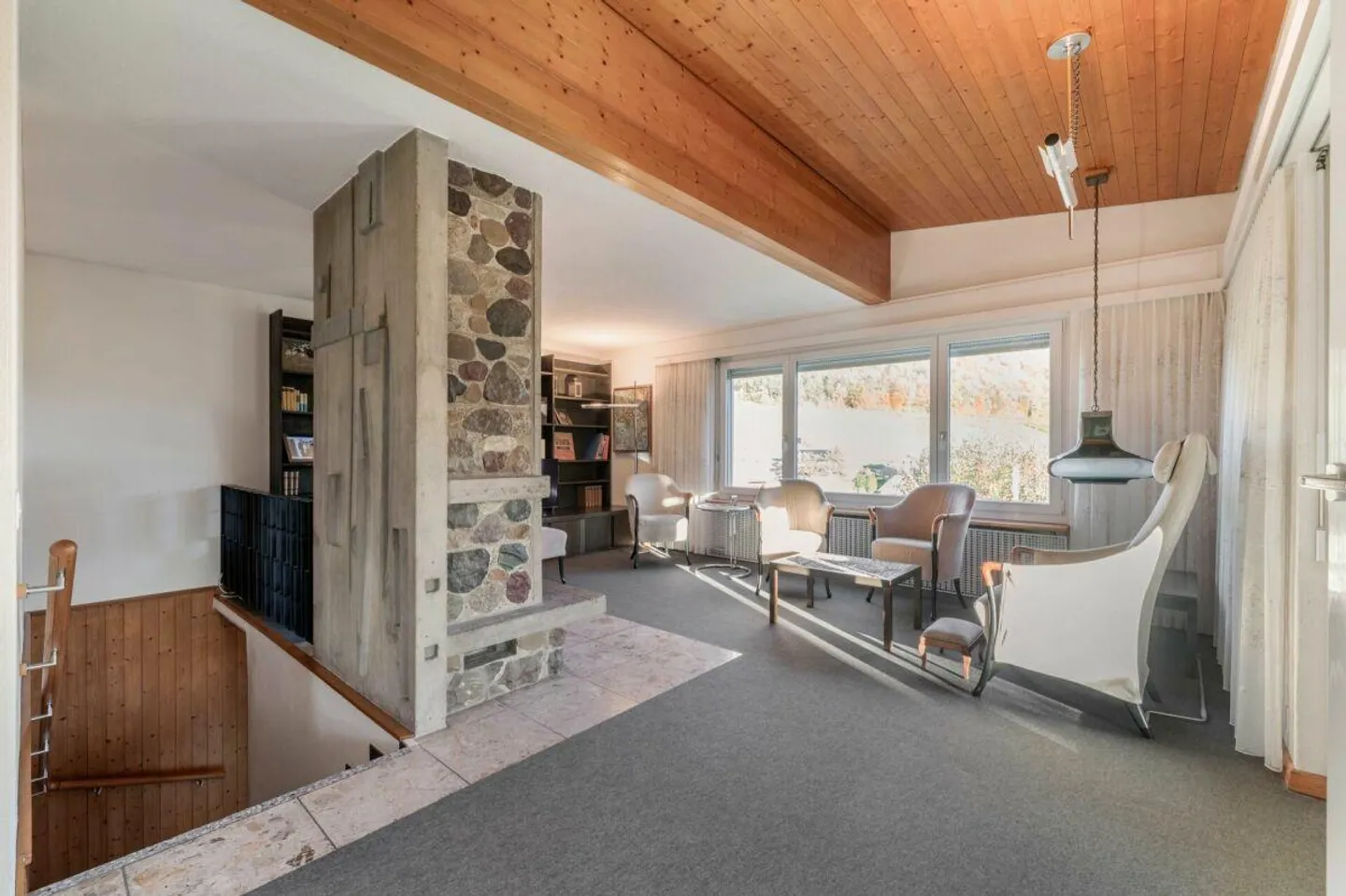 Viel Platz, Ruhe & Privatsphäre - freistehendes Einfamilienhaus mit viel Potenzial - Foto 5 von 21