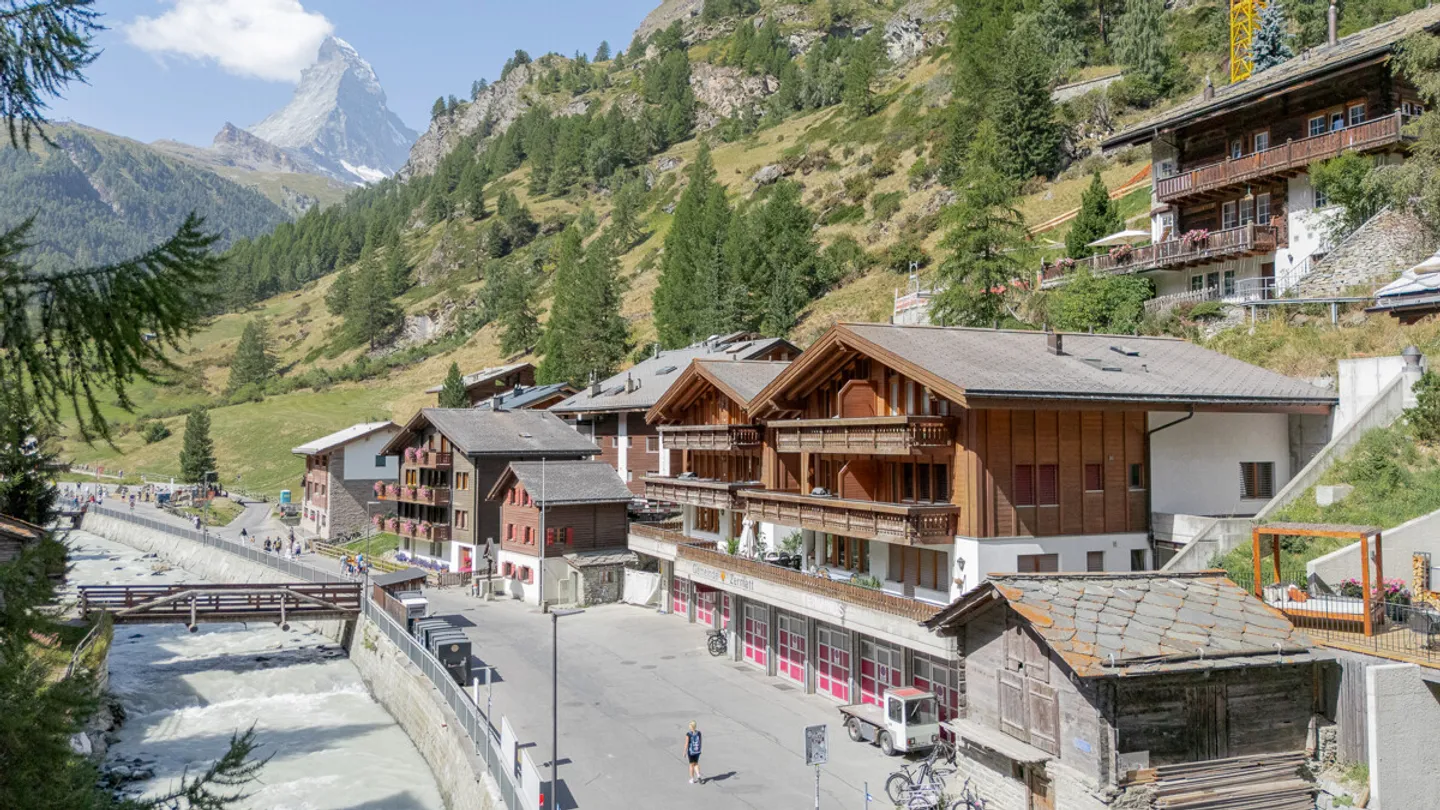 Tre appartamenti nella migliore posizione a Zermatt - Foto 1 di 12