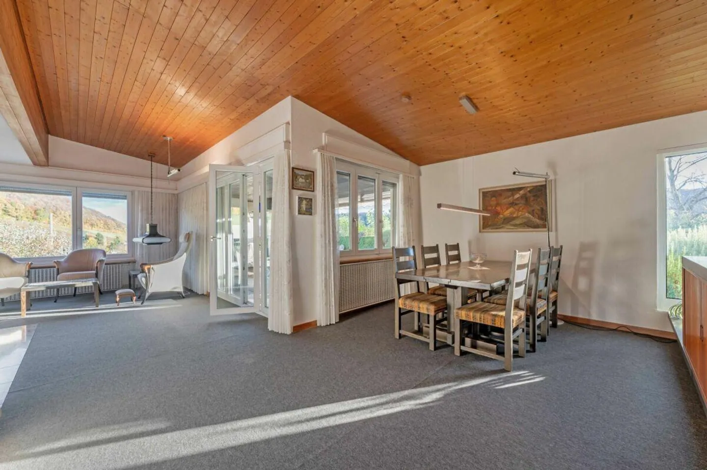 Viel Platz, Ruhe & Privatsphäre - freistehendes Einfamilienhaus mit viel Potenzial - Foto 6 von 21