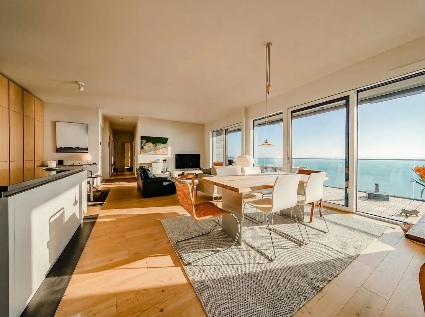 VILLAS BELVÉDÈRE - APPARTAMENTO 4,5 LOCALI CON VISTA PANORAMICA SUL LAGO - Foto 5 di 23