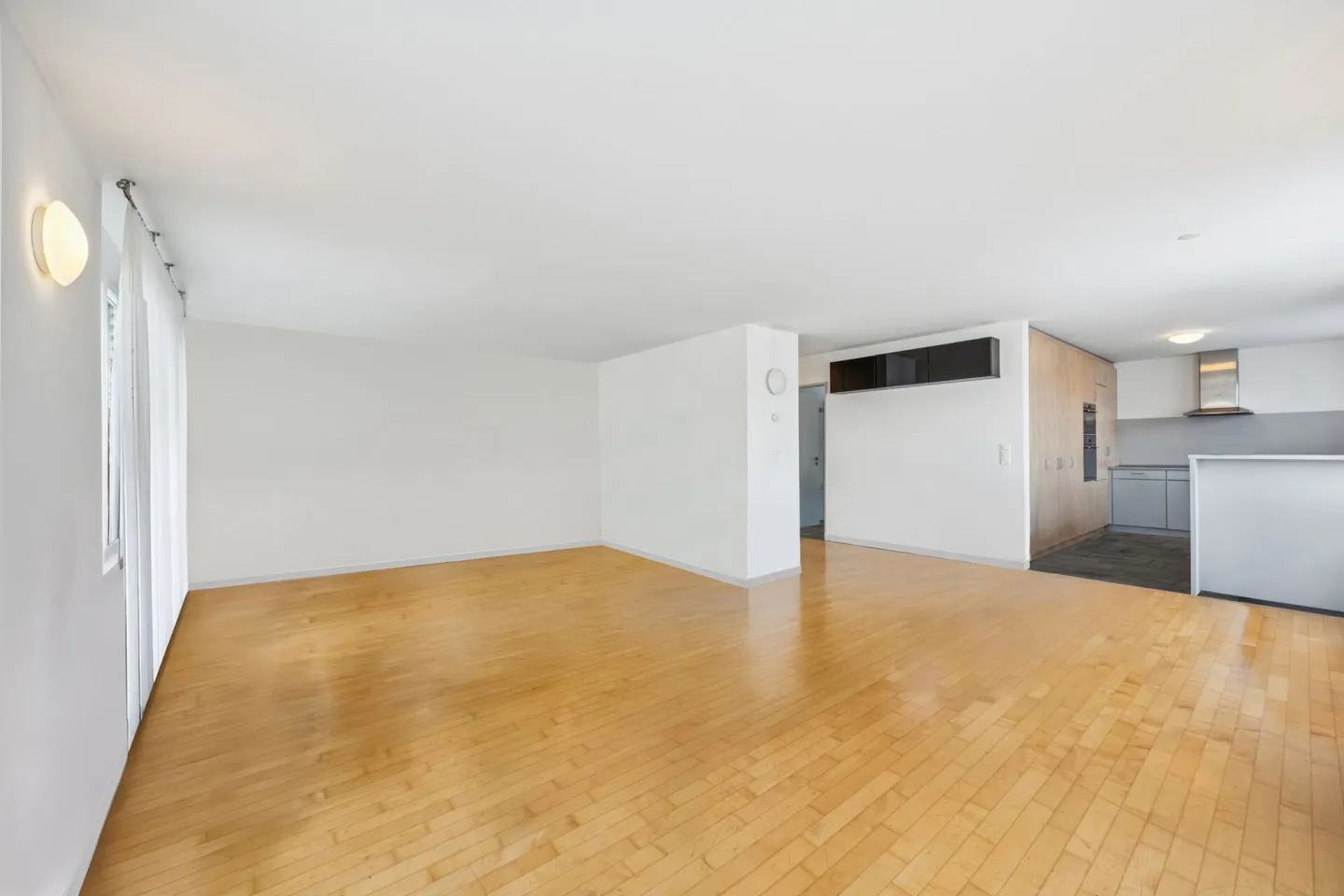 Spacious Single-Family Home with Swimming Pond, Vineyard, and Office Spaces - Photo 3 of 13