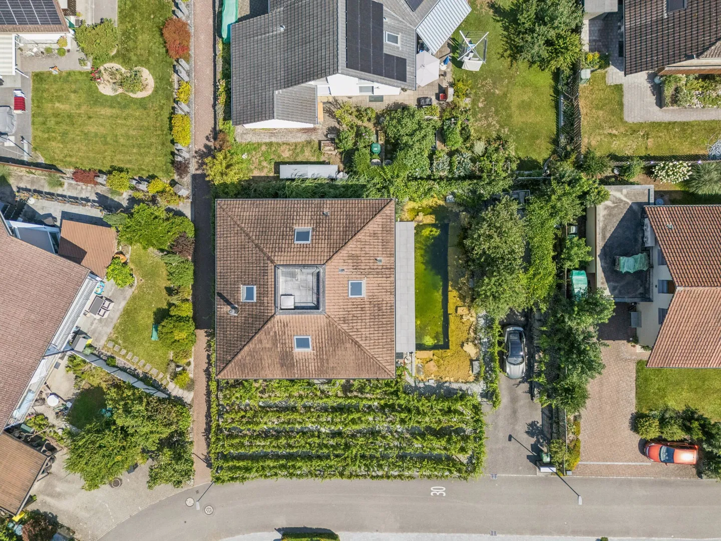 Spacious Single-Family Home with Swimming Pond, Vineyard, and Office Spaces - Photo 12 of 13