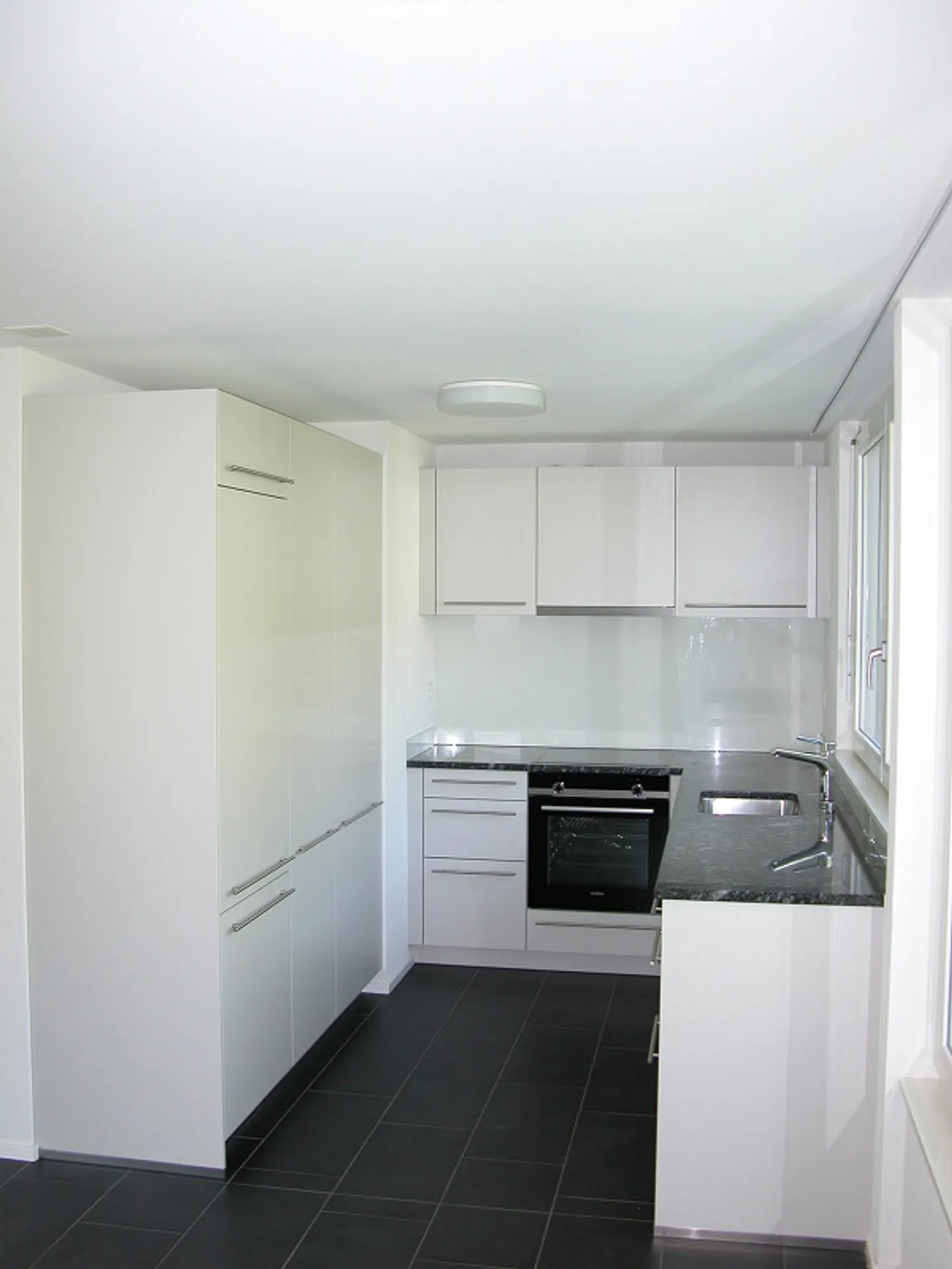 Bright & modern 3.5 room apartment in a nature-friendly environment - Photo 7 of 14