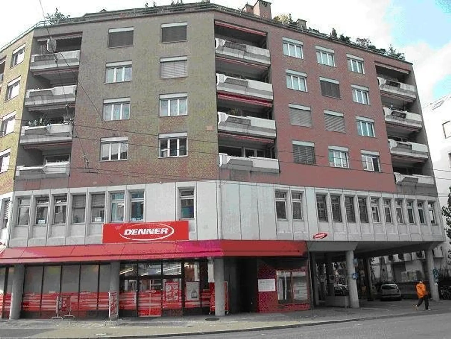 Place de parking dans la ville de Lucerne - Photo 1 sur 1