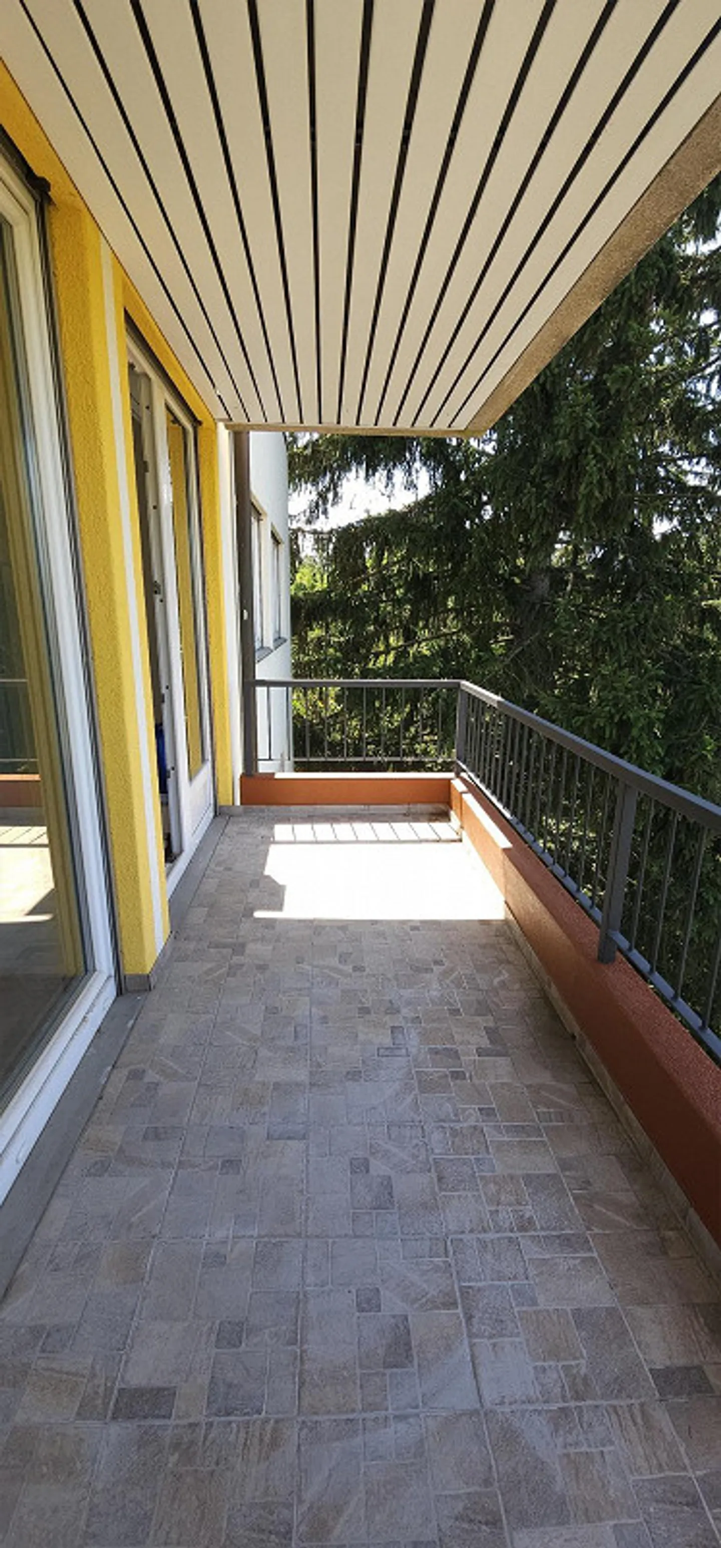 Sanierte 5-Zimmerwohnung an gut angebundener Lage - Photo 9 sur 9
