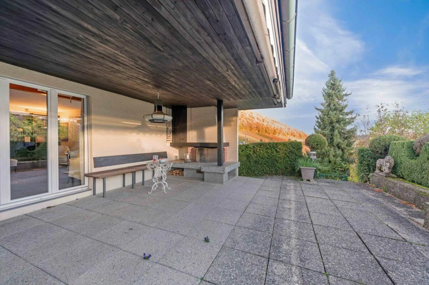 Viel Platz, Ruhe & Privatsphäre - freistehendes Einfamilienhaus mit viel Potenzial - Foto 13 von 21