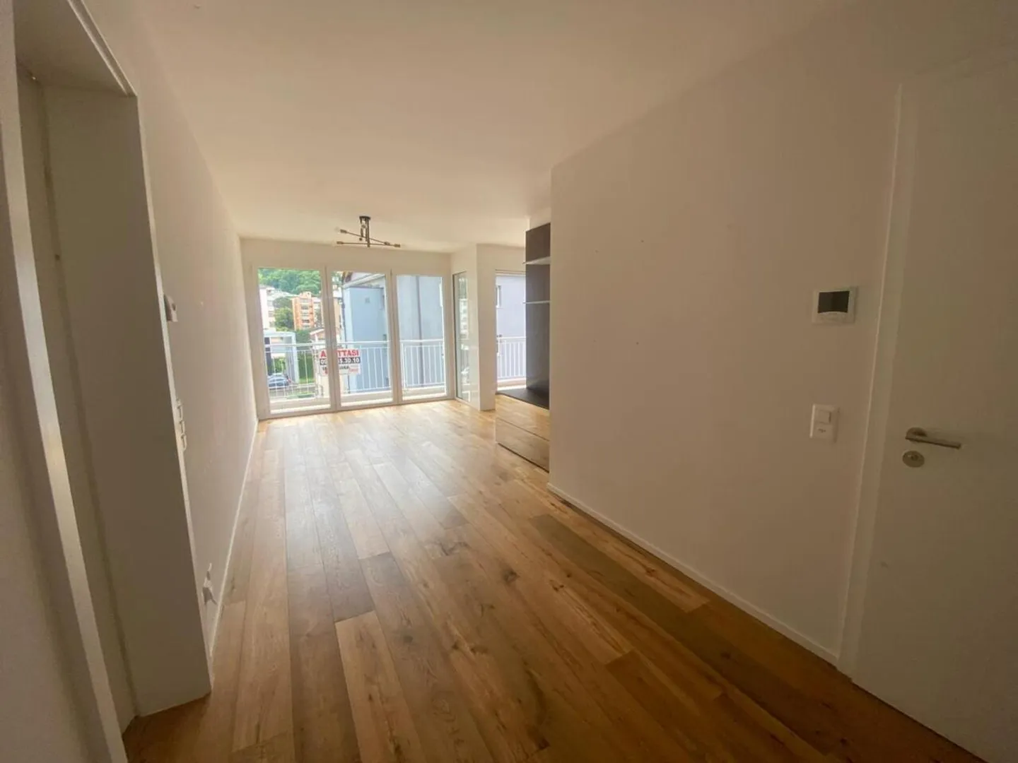 3 1/2-Room Apartment on the 4th Floor - Photo 8 of 13