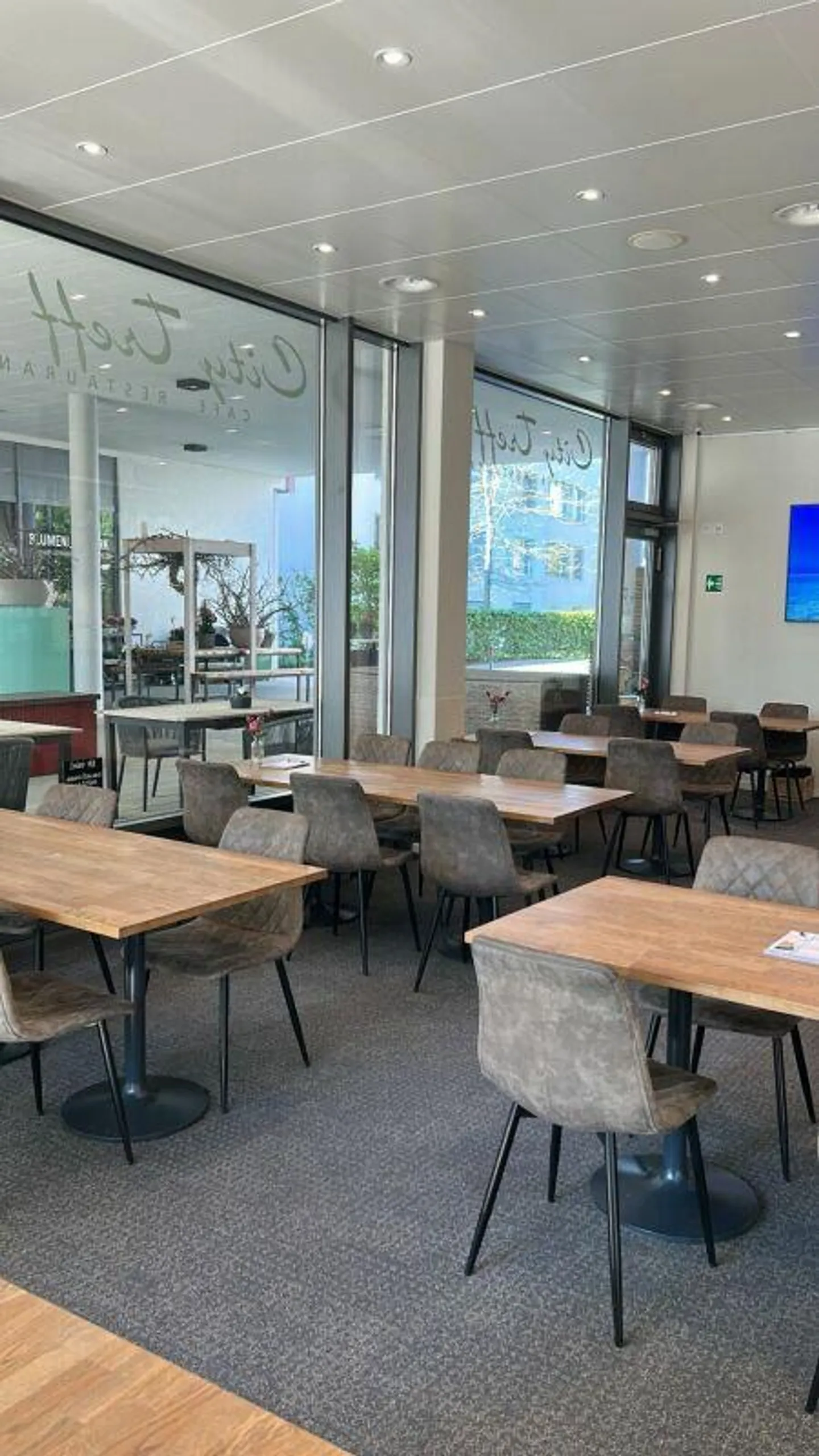Il tuo sogno di avere un proprio caffè/ristorante inizia qui - Foto 8 di 11