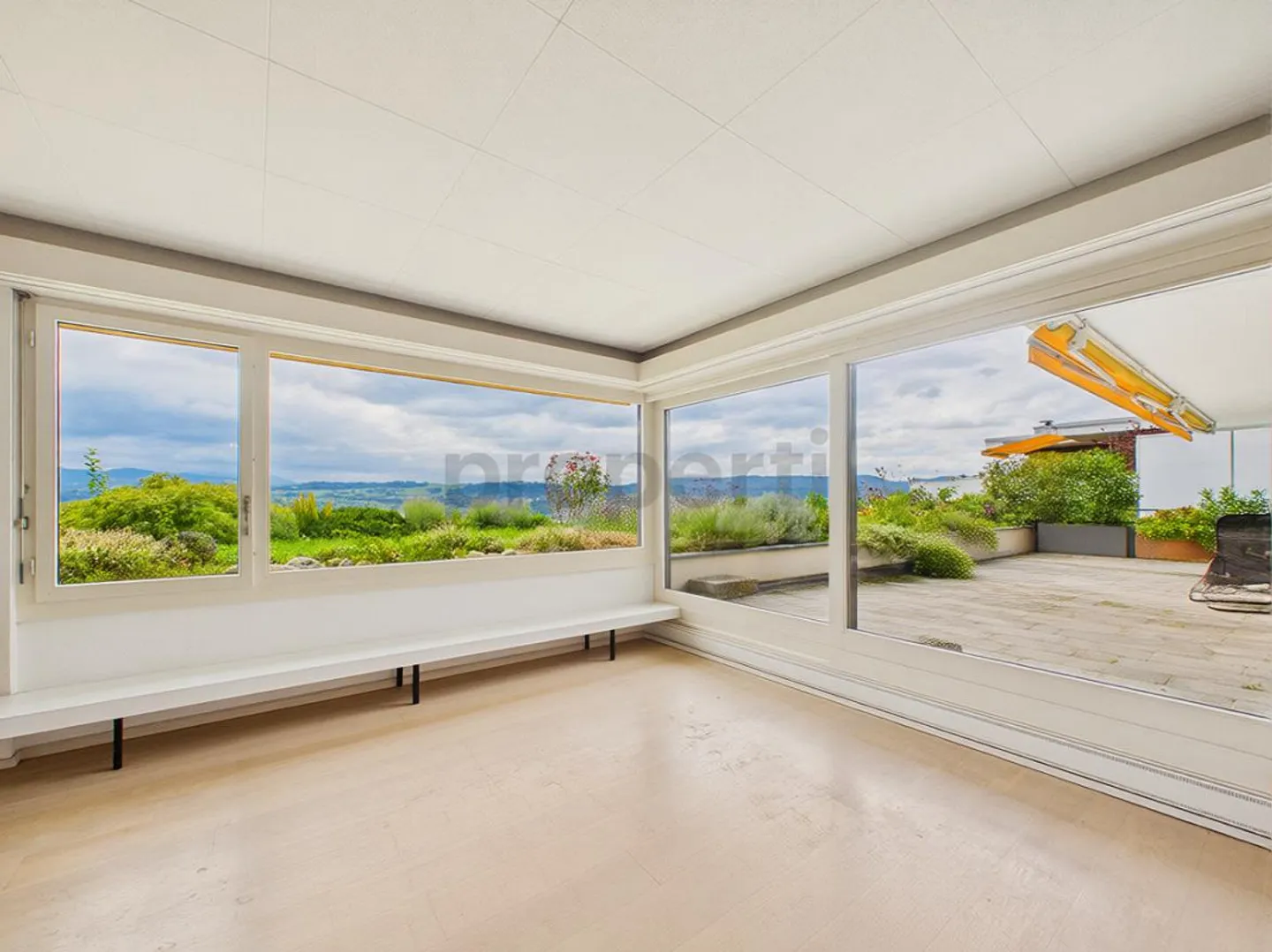 Maison de terrasse de 5,5 pièces avec vue sur le lac dégagée à Meilen ZH - Photo 5 sur 12
