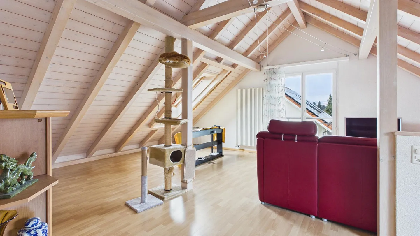 Ampio spazio, tranquillità + vicinanza al centro – Casa bifamiliare con giardino - Foto 7 di 11