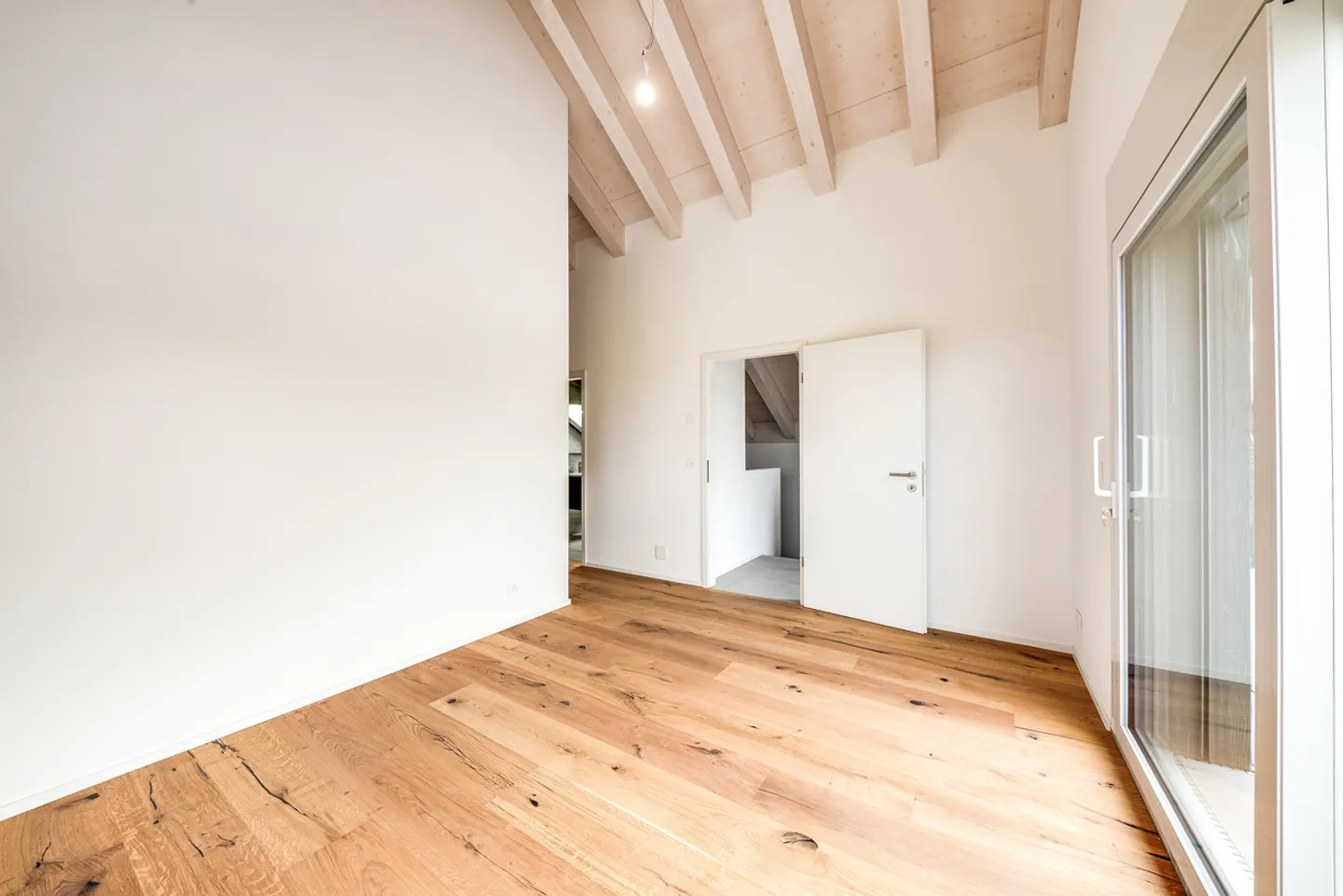 Duplex Moderno con Terrazza - Foto 6 di 10