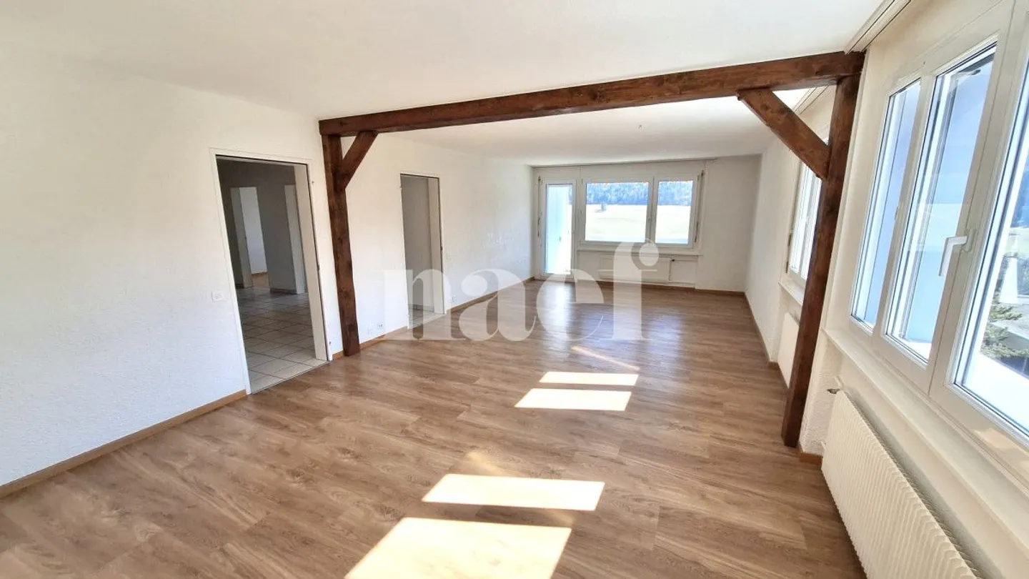 Appartement 4.5 pièces - Photo 1 sur 8