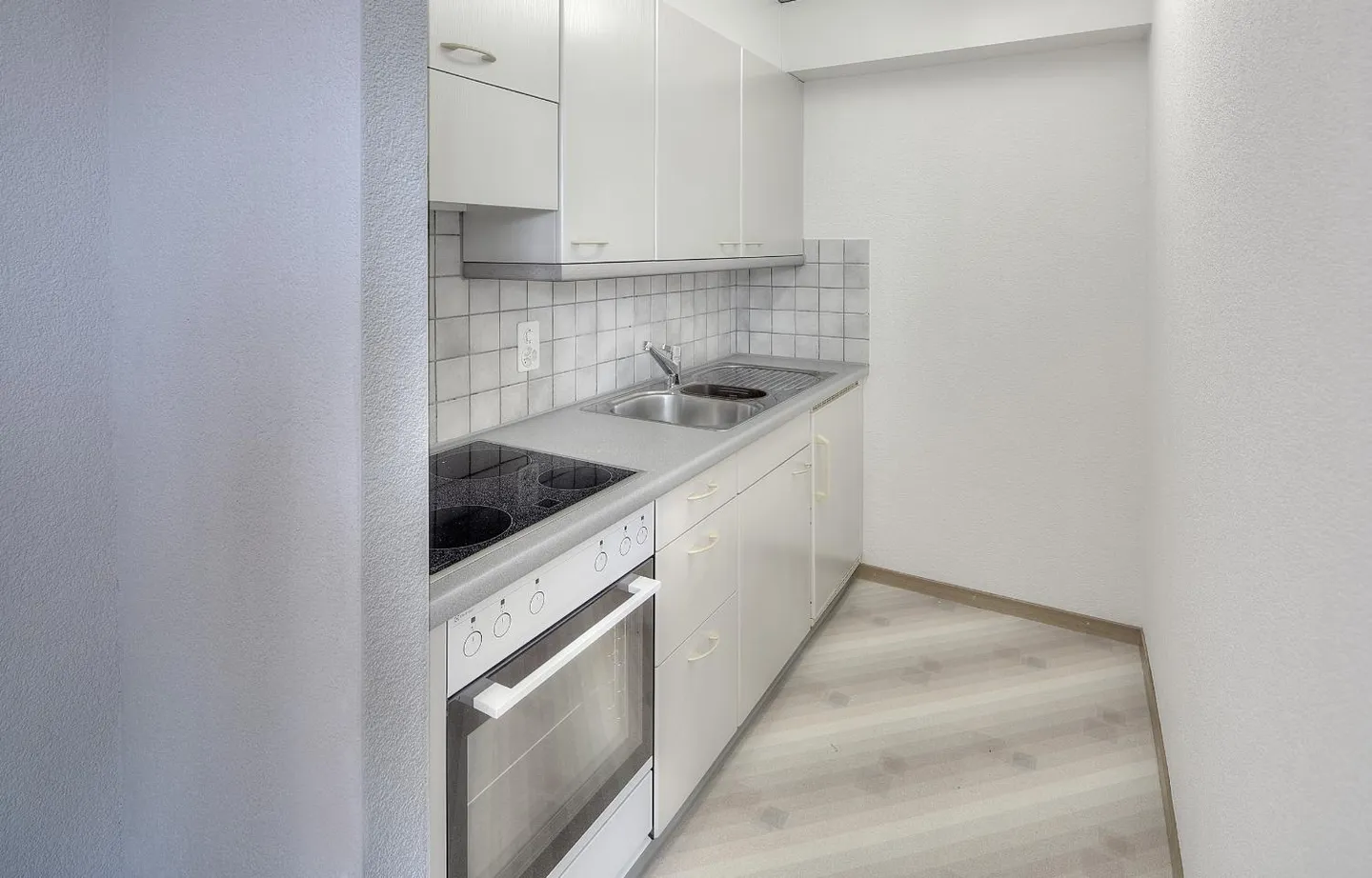 Rent without deposit - The perfect single apartment in the center of Wettingen - Photo 4 of 6