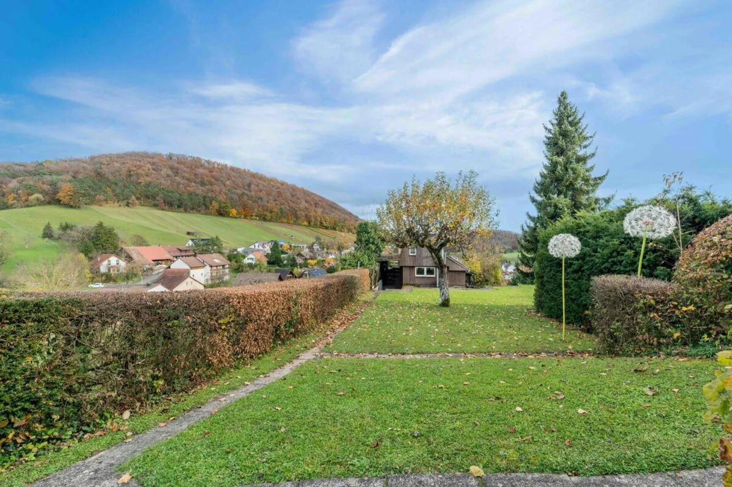 Viel Platz, Ruhe & Privatsphäre - freistehendes Einfamilienhaus mit viel Potenzial - Foto 17 von 21