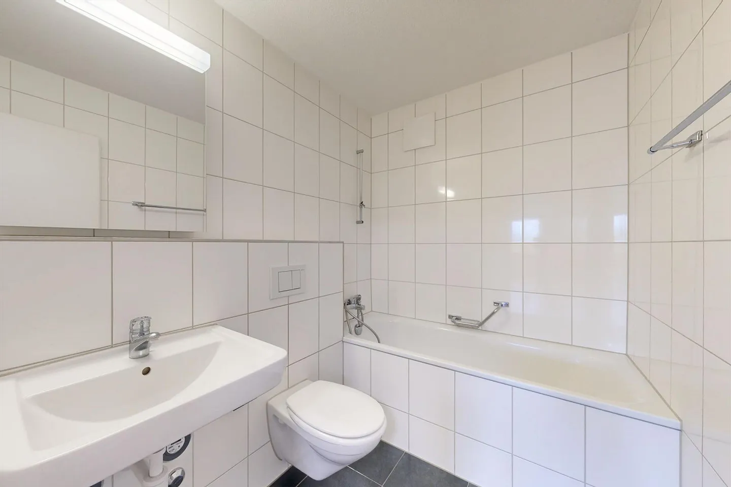 Appartamento in affitto in un quartiere familiare - Foto 7 di 8