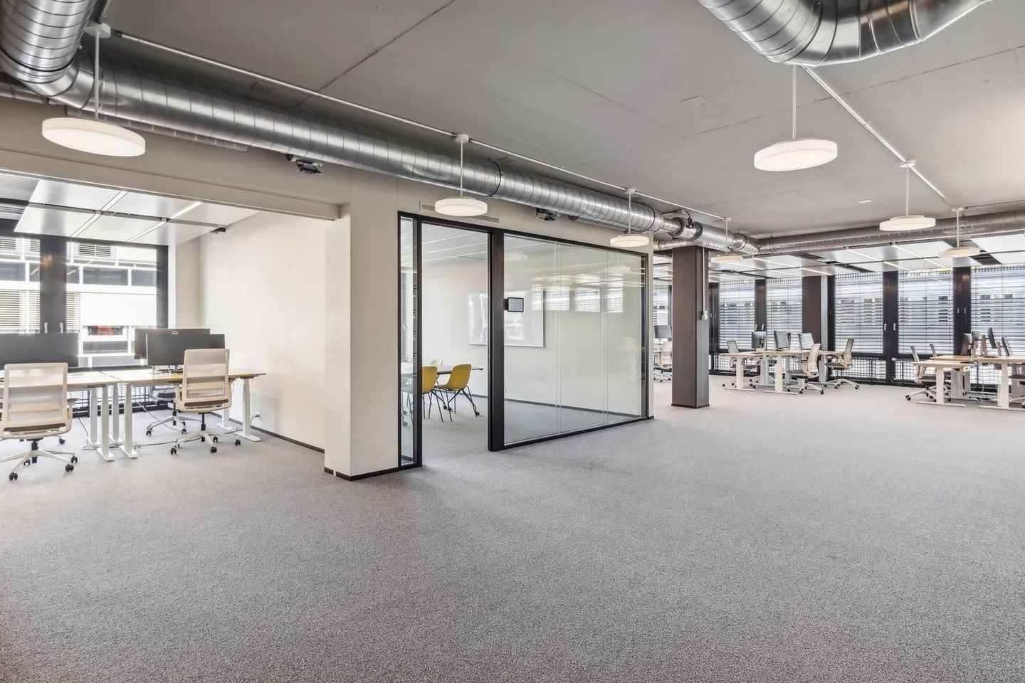 Votre vision, nos espaces - BUREAUX TOP dans le quartier tendance de Binz - Photo 11 sur 13