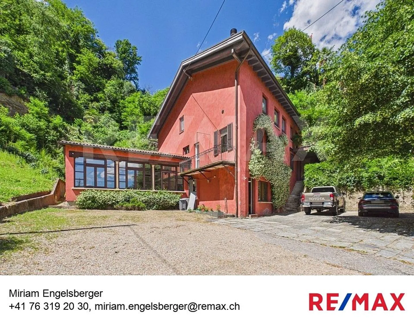 Multi-family property in the green with building potential - Photo 1 of 13